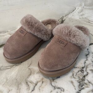 Women’s Ugg Slippers | Brown | BRAND NEW